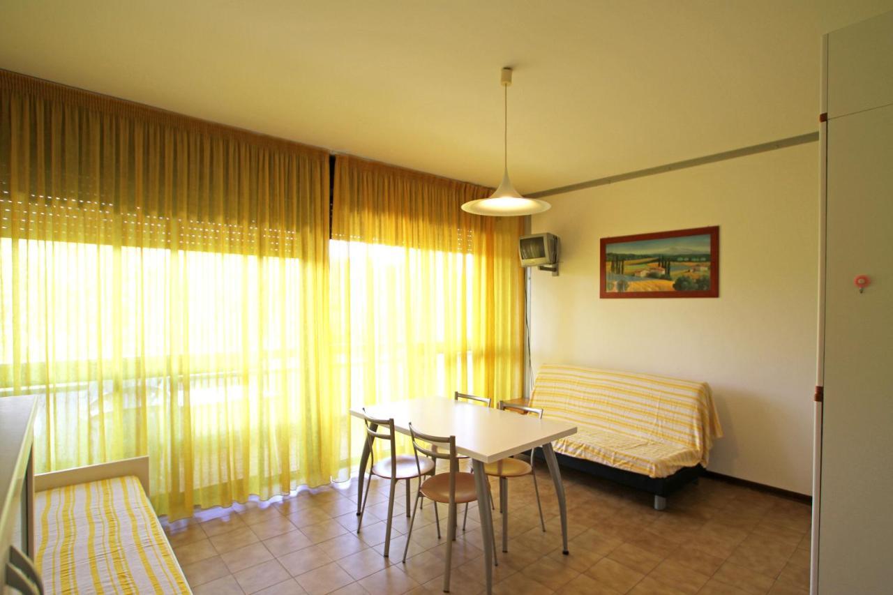 Apartamento Panfilo Caorle Exterior foto