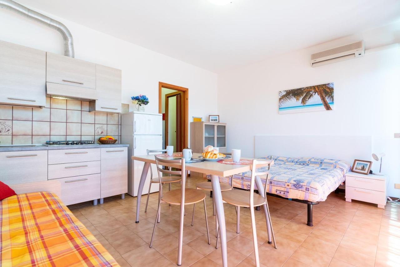 Apartamento Panfilo Caorle Exterior foto